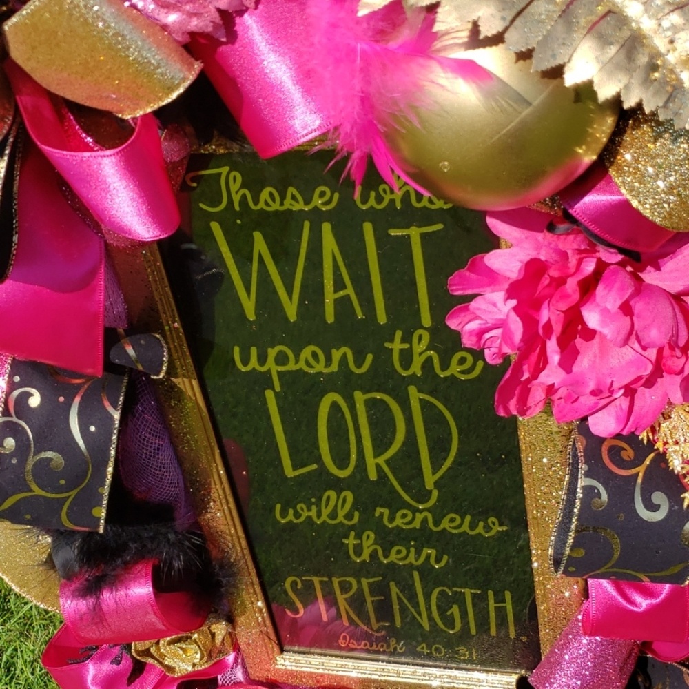 Religious inspired wreath - Picture 2 of 7